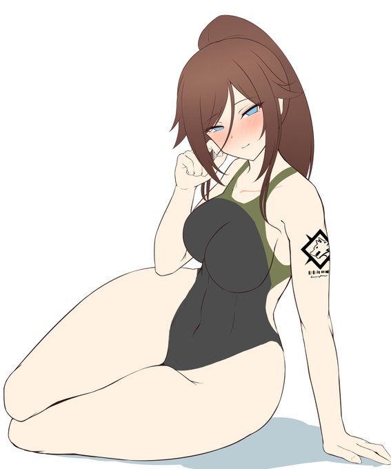 とりあえず競泳水着的なの置いたけど、実際はなに着せよ 