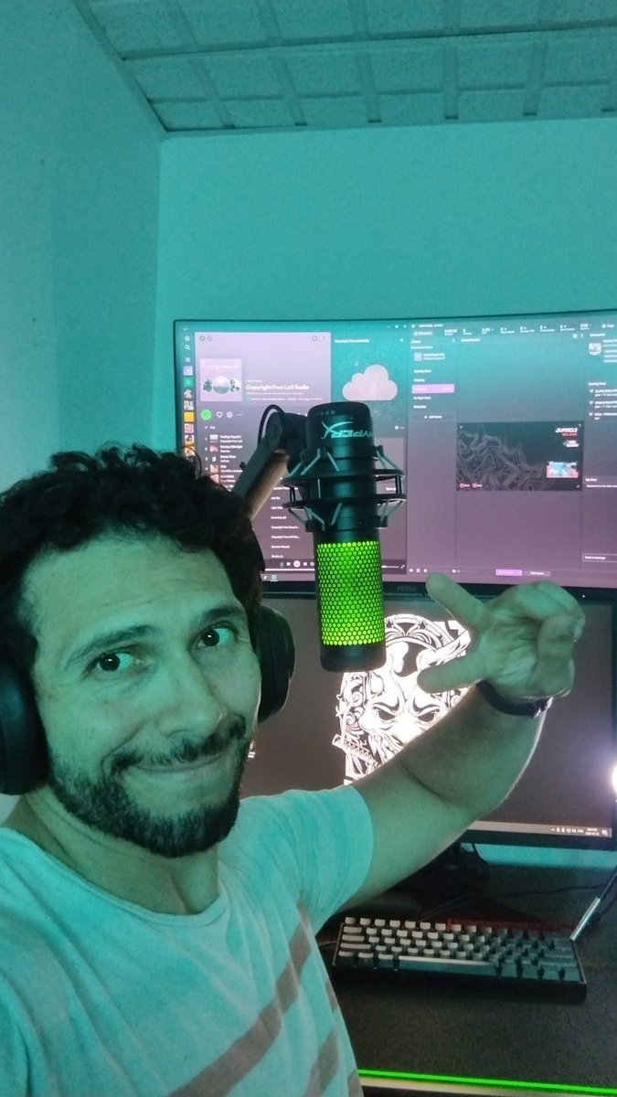 JVaRoJ's tweet image. #live for the evening, come say hi on #twitch
Playing #CallofDuty #Warzone2 
twitch.tv/jvaroj