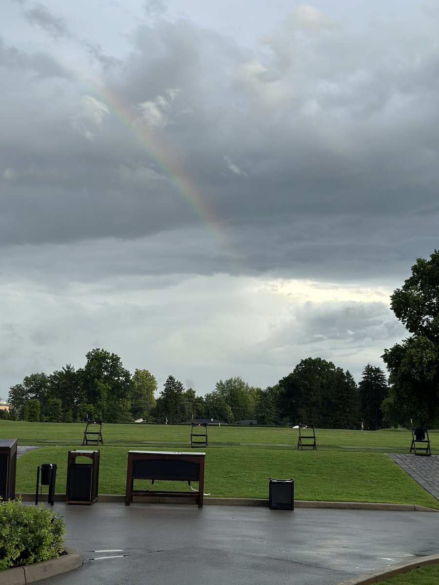 maxsw's tweet photo. @MarcWeinbergWX clearing up at Big Spring Country Club https://t.co/SquLwdn8SM