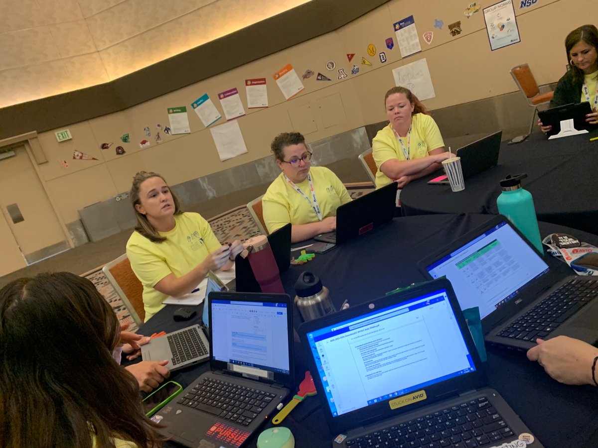 Working it out during site team session … ♥️ <a href="/AVID4College/">AVID</a> <a href="/HLFindeisen/">Heather L Findeisen</a> <a href="/DMSMedia411/">Dixon Middle School</a> #AVID4Possibility