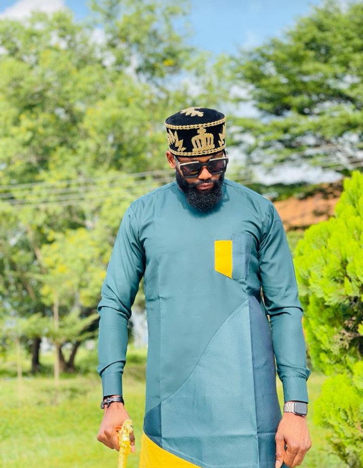 Bright_Mo tweet media