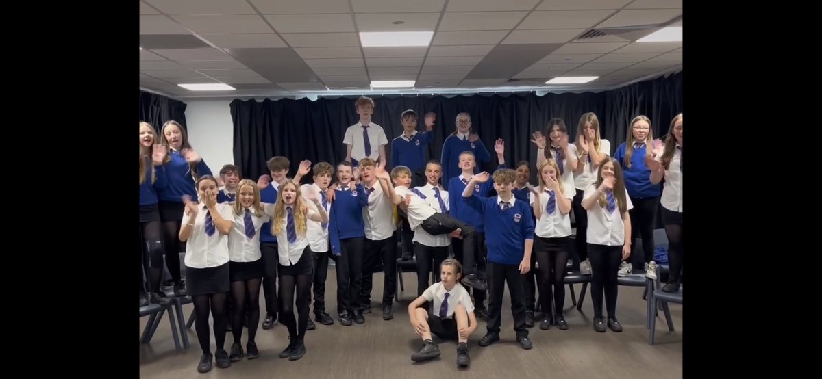 MrsDancerDixon7's tweet photo. Today was our last ever form time together! Thank you for your kind words today. 

Remember, you miss 100 percent of the shots you don’t take… so no matter what happens in life always be brave, be bold, support each other and keep being awesome 😎 

@whitmorehigh8 https://t.co/NL3zKvgMdU