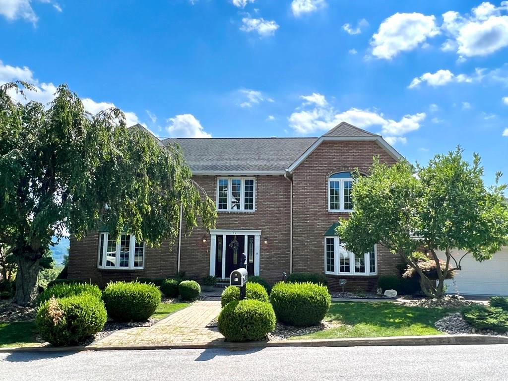 Check out our #listing in #Wheeling #WV  #realestate #realtor tour.corelistingmachine.com/home/BB4323