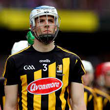 CRKC1's tweet photo. All-Ireland Hurling Final 23 – Pre-Match interview with @KilkennyCLG player Huw Lawlor on @CRKC1 Sport @nickeybrennan @treacy_pat @KilkennyCLG #WeKnowSport https://t.co/2KhZcMblC6 https://t.co/A3tQbEakQk