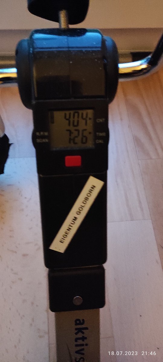 MasterRelaxe's tweet photo. Laufen kann ich zwar nicht, aber, seid vielen Jahren die ersten Meter auf nem Pedal... https://t.co/AfxpeTDCBO