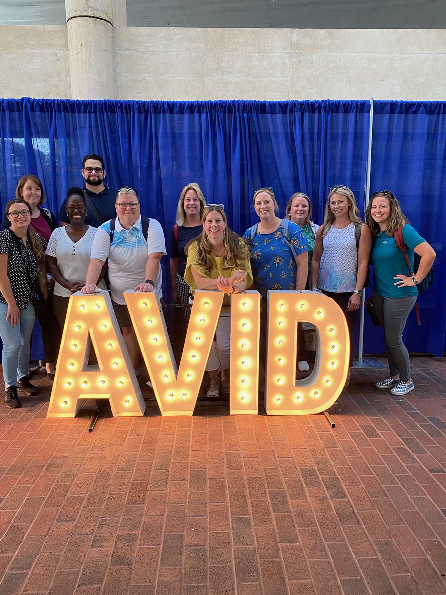 1st Year!! LETS GET IT STARTED!! #AVID4possibility #AVIDSI2023 <a href="/RogerBellNTA/">Roger Bell New Tech Academy</a> #Lightning