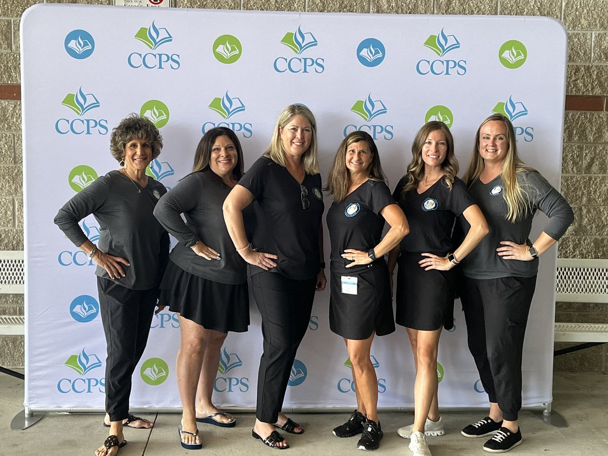 Wow, what an incredible PME Leadership Team! Excited to plan and prepare for student and teacher success for the 2023-24 school year!! 💙💛 #CCPSLead <a href="/collierschools/">Collier County Public Schools</a> <a href="/MrsLehner1/">Mrs. Lehner</a> <a href="/PMEMrsCassilly/">Robyn Cassilly</a> @MrsTurnerPME