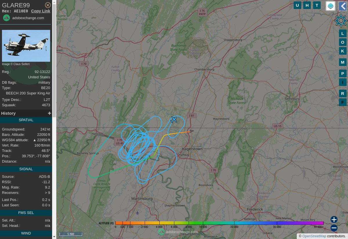 MULTI ADSBX MANOEUVRING ALERT : At time Tue Jul 18 21:01:03 2023 #GLARE99  was likely to be manoeuvring at FL219 7nm from HGR Hagerstown_VOR_US
 near McCoys Ferry Road, Georgetown, Berkeley County, We #AvGeek #ADSB globe.adsbexchange.com/?icao=AE10E0&z…