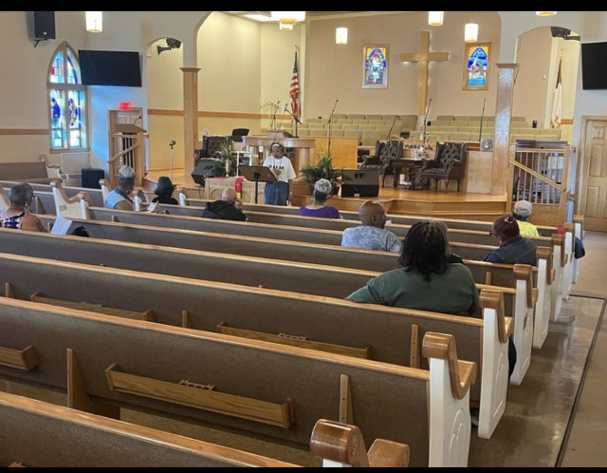 StJohnBCGary's tweet photo. It’s not to late to join us at St. John Baptist Church for VBS this week-July 17-21, 2023, from 5:00-7:00 pm. There are classes for all ages. Bring someone with you! We hope to see you!! #teaching #fun #crafts #fellowship #stjbcgary https://t.co/P9sgCjjX8O