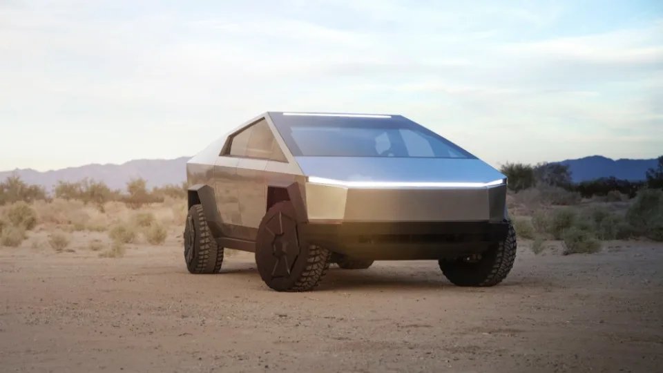 EM203aghostine's tweet photo. The Tesla Cybertruck is expected for mass production early 2024. Excited to see the EV price war between Ford's electric F-150 and the Cybertruck! https://t.co/LMQBDrpvvO
