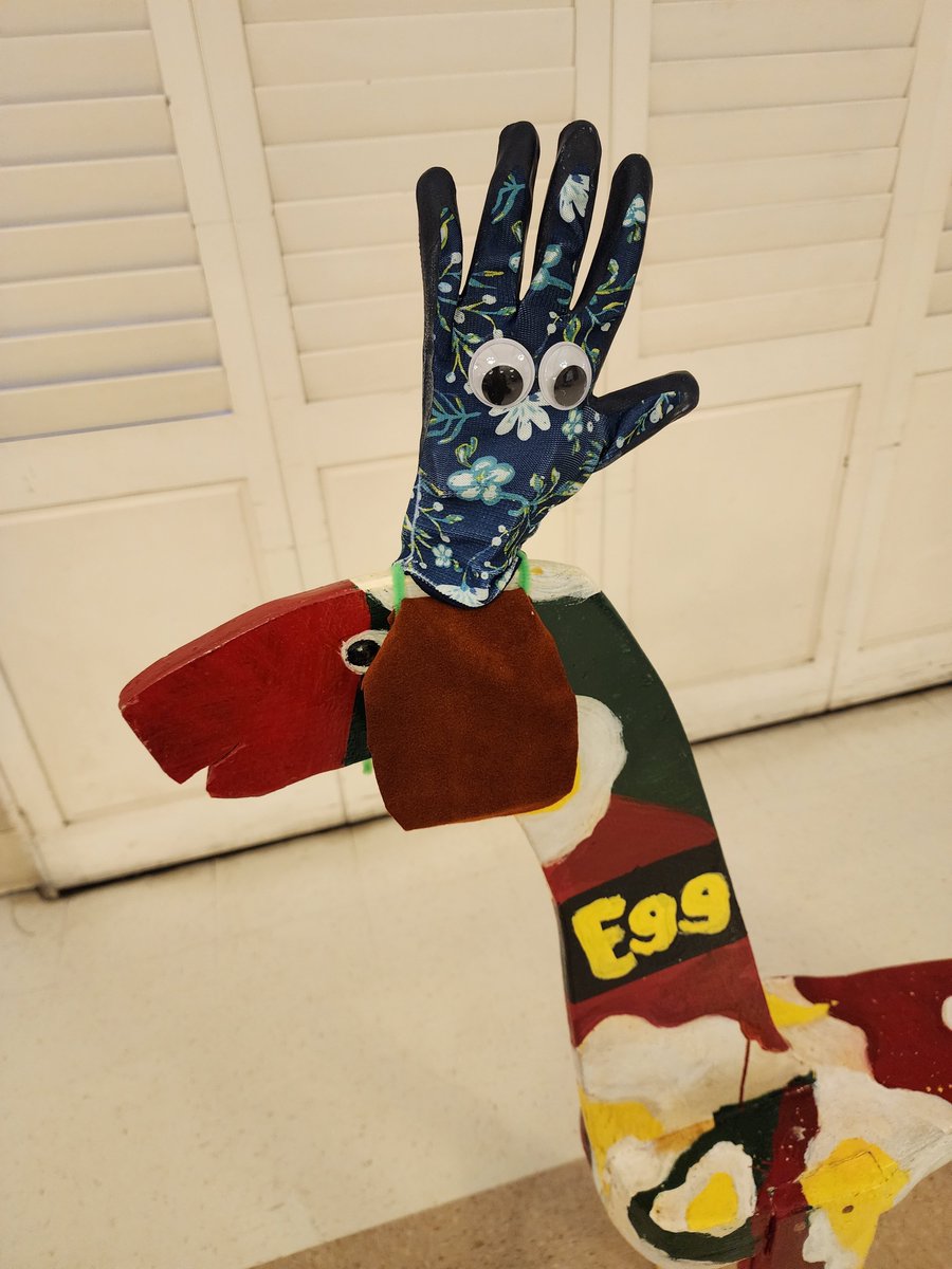 labreakfastclub's tweet photo. #TransformationTuesday
Nearly every week our member, Penny Katz transforms Egg the Sawhorse to match the Speaker topic of the day 📷
Here are just some of Egg's many looks so far this year!
#eggthesawhorse #losangelesbreakfastclub #photoopp #themedressing #FriendshipAuditorium https://t.co/NCdTljwO1m