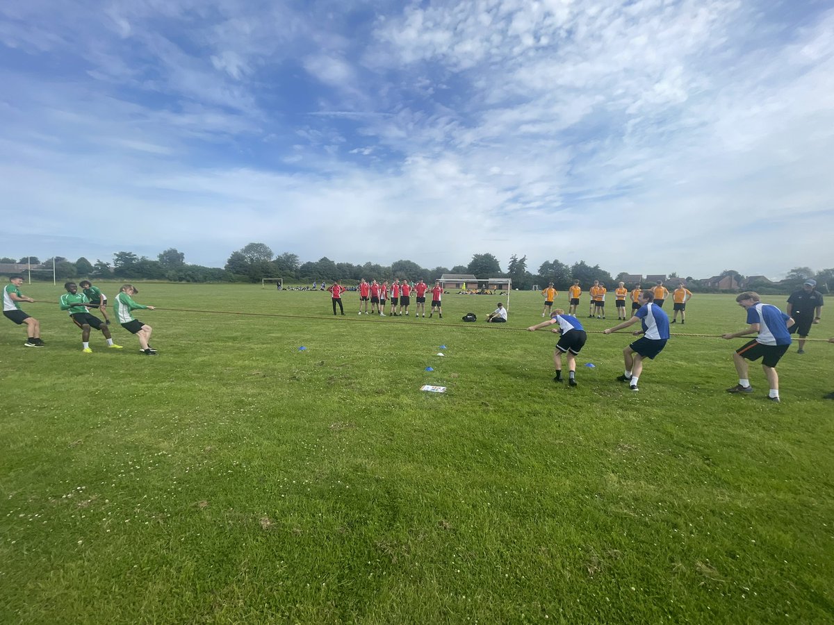 Call me bias but who couldn’t enjoy sports day at the end of a great year for Year 10. Hard fought house rivalry right down to tug of war! Well done all! 

@StBirinusSchool  #sbspride