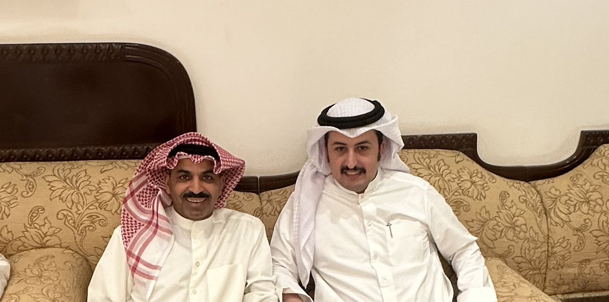 بسام فارس السويط (@b_alsweee6) on Twitter photo شرفني بزيارته لديواننا،،القدساوي وابن الجهراء سابقاً وحاضراً ومستقبلاً الفنان الدكتور/طارق العلي حياك الله بمحلك وزارتنا البركه يابو محمد🌷
<a href="/tareqalali67/">طارق العلي</a> شرفني بزيارته لديواننا،،القدساوي وابن الجهراء سابقاً وحاضراً ومستقبلاً الفنان الدكتور/طارق العلي حياك الله بمحلك وزارتنا البركه يابو محمد🌷
<a href="/tareqalali67/">طارق العلي</a>