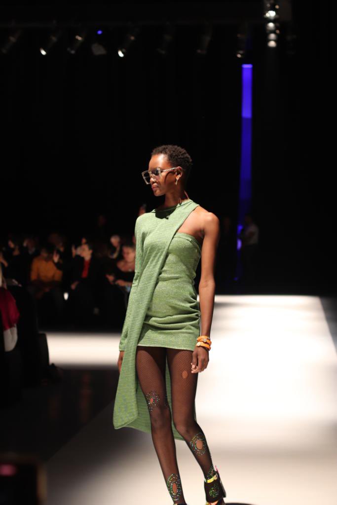 seahdesigns's tweet photo. @MEFashionWeek throwback w/the Elements Bracelet on SALE now @ https://t.co/kaG0wtw4J4 ✨ #seahdesigns #seah #Accessories #modellife #fashion #astrologygifts #astrologywatch #astrologyjewelry #seah #elements #giftsforher #summer #jewelryaddict #jewelry https://t.co/pYEwrkN5S5