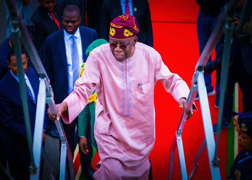 __yellows's tweet image. BREAKING 🚨
President Bola Ahmed Tinubu directs a review of N8,000 palliative.
Minimum wage increase getting closer.
You called, he answered.
A listening leader. Man of the people.