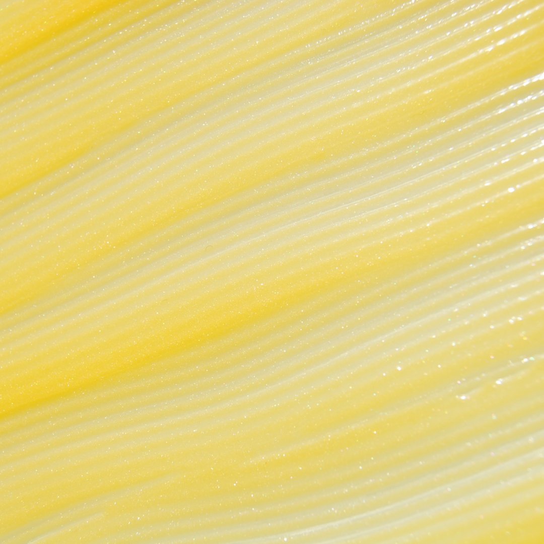 The Super Blend -  Pressed Serum Multi-Correctional Moisture Concentrate is looking like a ray of sunshine this Texture Tuesday ☀️

It's packed with Astaxanthin (a super antioxidant 65x stronger than Vitamin C in combatting free radicals), supercritical chia (one of nature’s most