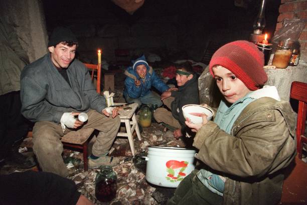 TamshinAdam's tweet photo. Чеченские дети в Грозном.

1994-1995

#Chechnya #RussianWarCrimes #RussianWorld https://t.co/m6FI4kOsgu