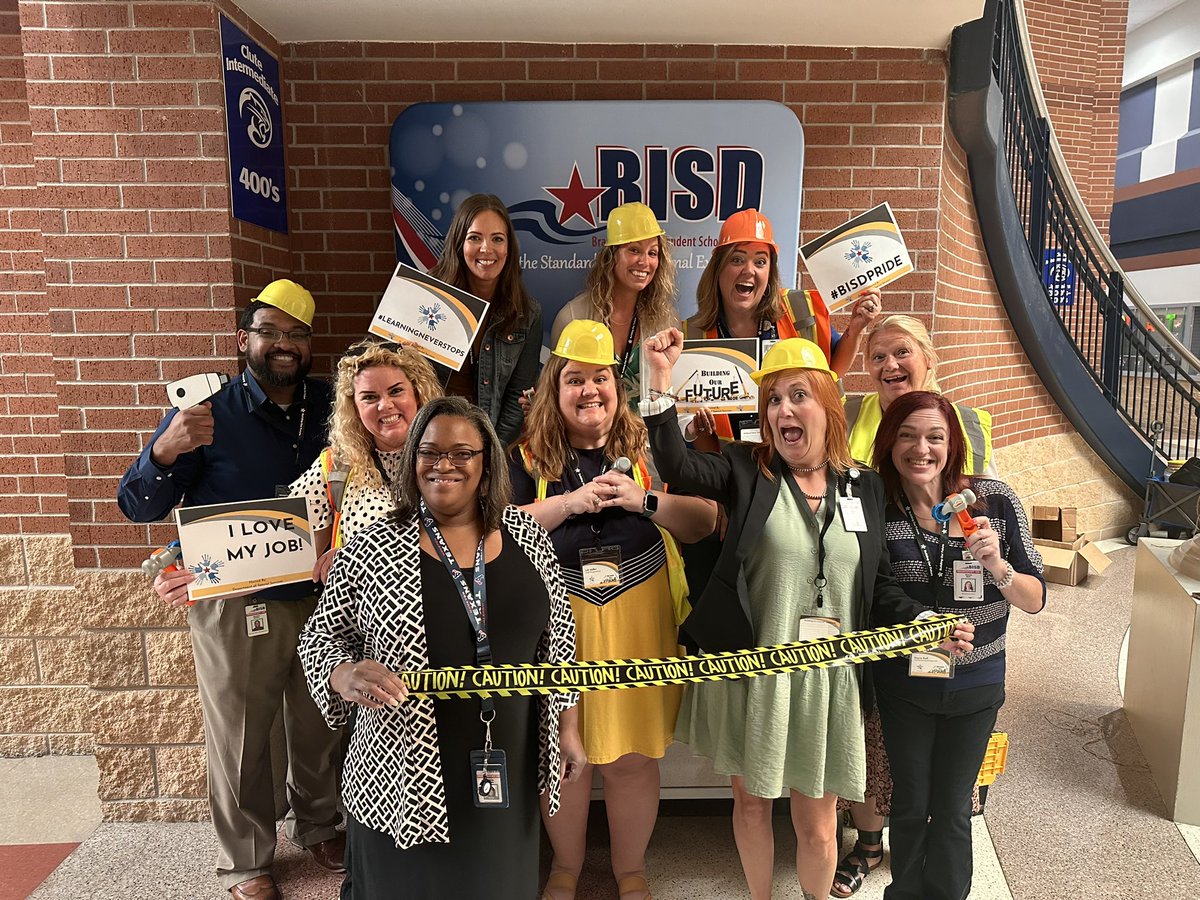 A fantastic first day of learning finished & already looking forward to tomorrow! @BISDSpcSvcs Building Our Future Conference! #LearningNeverStops #BISDpride #BelieveInspireEmpower