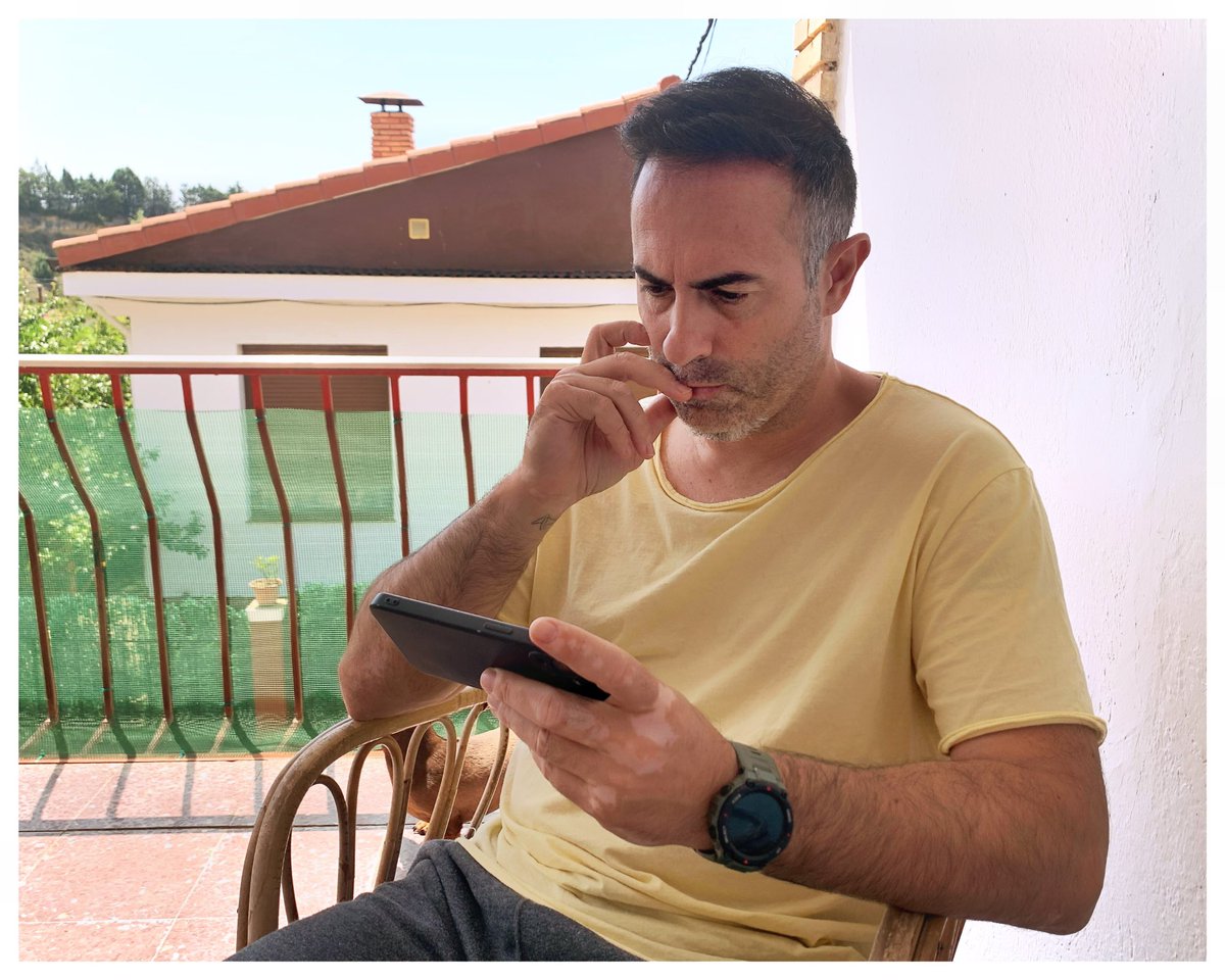 EDPdanidepablos's tweet photo. Verano, vacaciones,���pero seguimos aprendiendo y formándonos.
II Máster Internacional para EDP
#danidepablosedp #edp #miporteria #IImasterinternacionalparaentrenadoresdeporteros #formacion https://t.co/HxXVHf66W6
