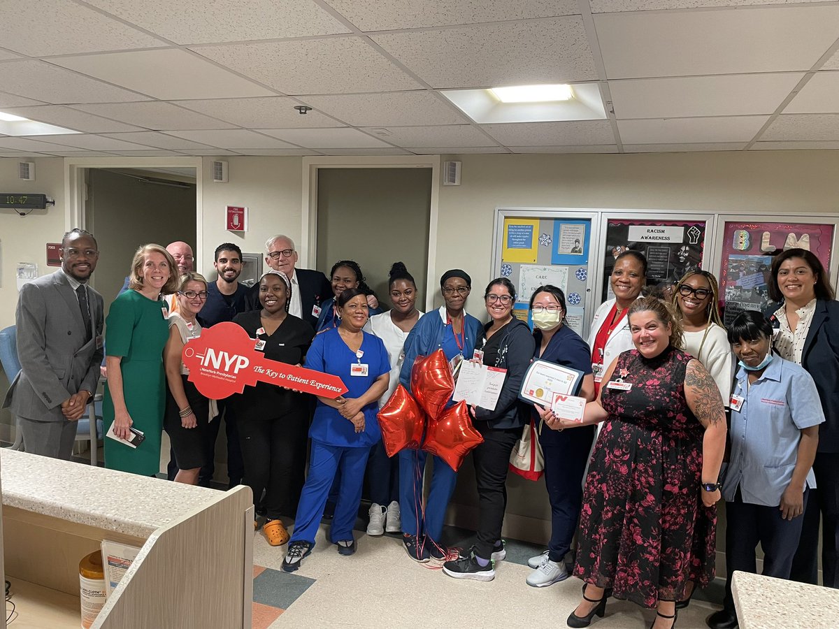 It’s Brooklyn Methodist VP Recognition Rounds - 
Congratulations 7S on being the most improved unit, your scores are 📈!!!! 

We also presented our President, Rob Guimento, the key to patient experience !!! Thank you for all of your support and reading every single comment!!! ✨