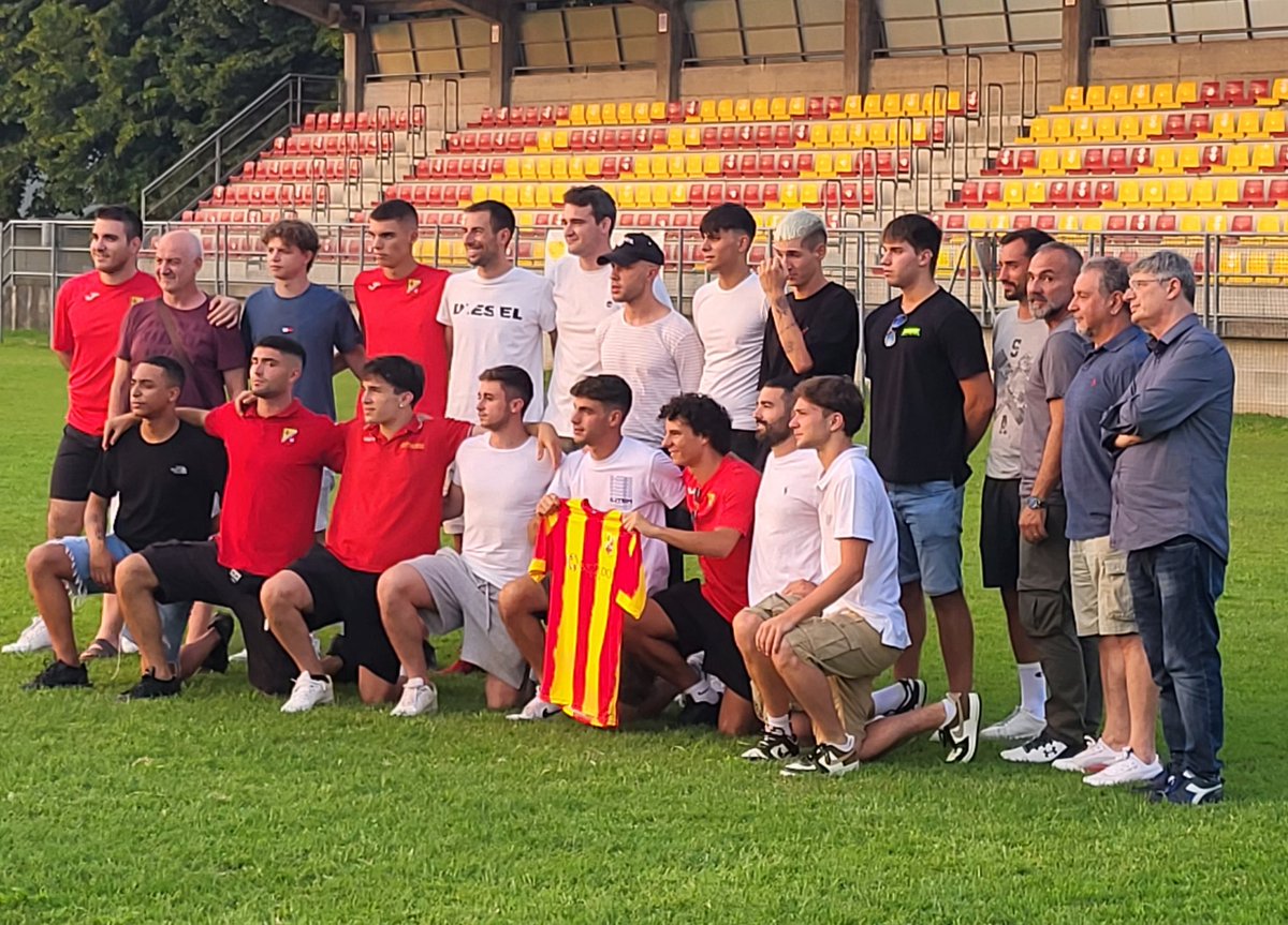 settalese's tweet photo. @LucaColucci1 @ColucciLc @Arizonajenatv @YouTube @comunesettala @jenapiton @mar_co_lucci @tuttocampo #settalese #promozione #Lombardia #2024/#2024 #presentazione Martedì 18 Luglio 2023 ore 20.30

Dajè!!! https://t.co/Qqd0l1FN3x