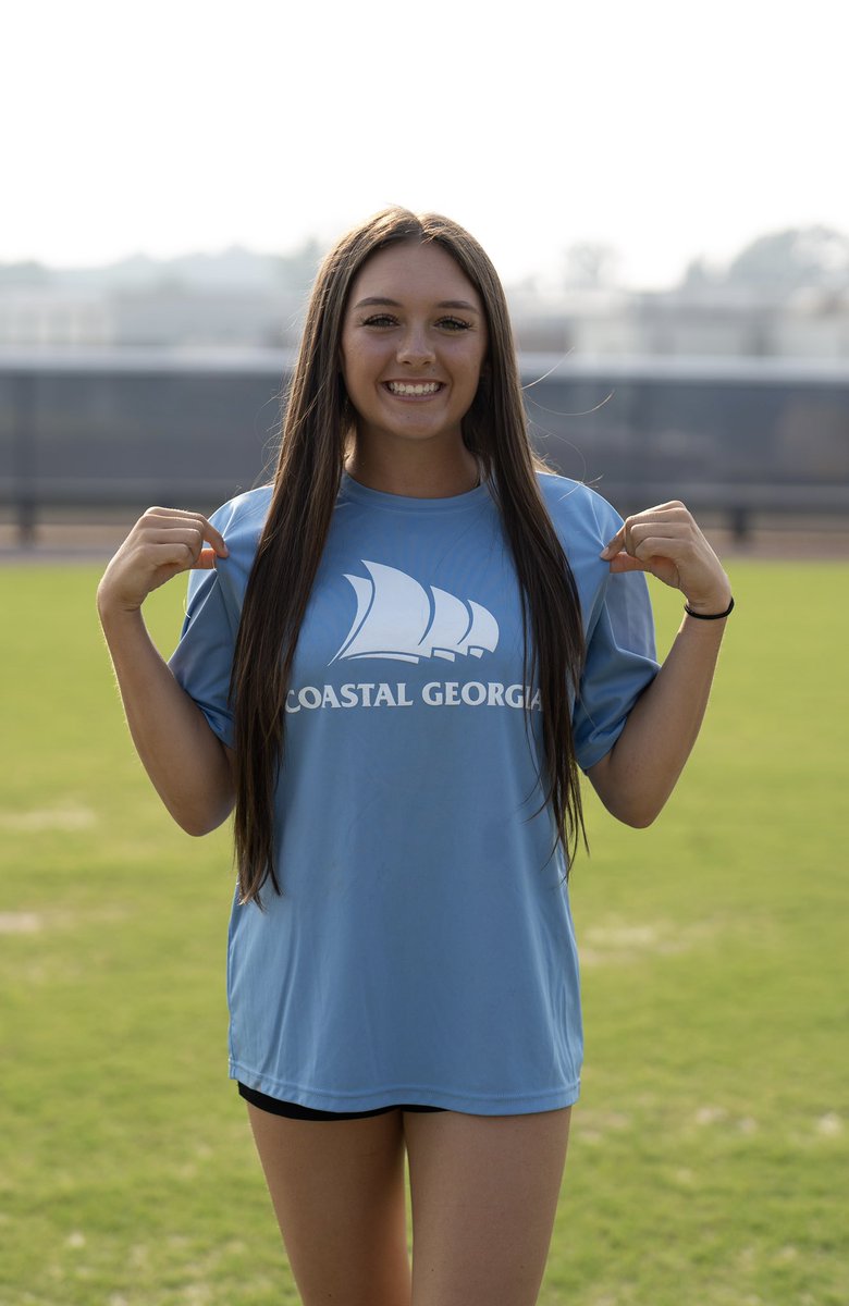avery_callaway's tweet photo. I am super excited to announce that I will be continuing my academic and athletic career at a The College of Coastal Georgia. So grateful for this opportunity to play at the next level and for my family and coaches that have supported me along the way. @HotshotsNATL @DHSCoachHuff https://t.co/6qtKtxgaFI