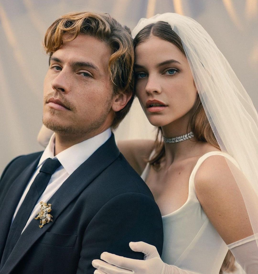 palvindailypic's tweet photo. Barbara and Dylan      Mr. and Mrs. Sprouse https://t.co/6AA3D6GcVt