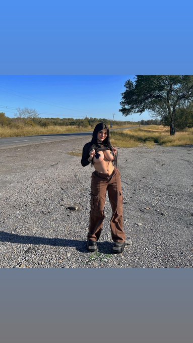 Hice unos videos bien ac&aacute; 👿👿👿 T https://t.co/yEzErgPG9O https://t.co/5EOyibl4Ab