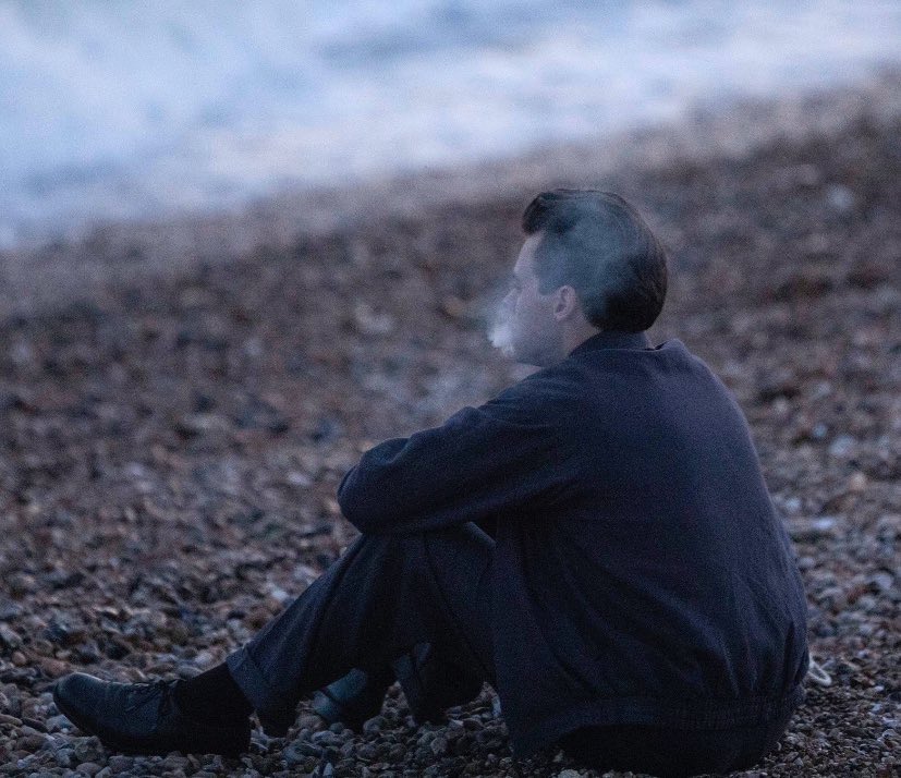 goldencharryy's tweet image. How it feels to be a Harry Styles fan right now