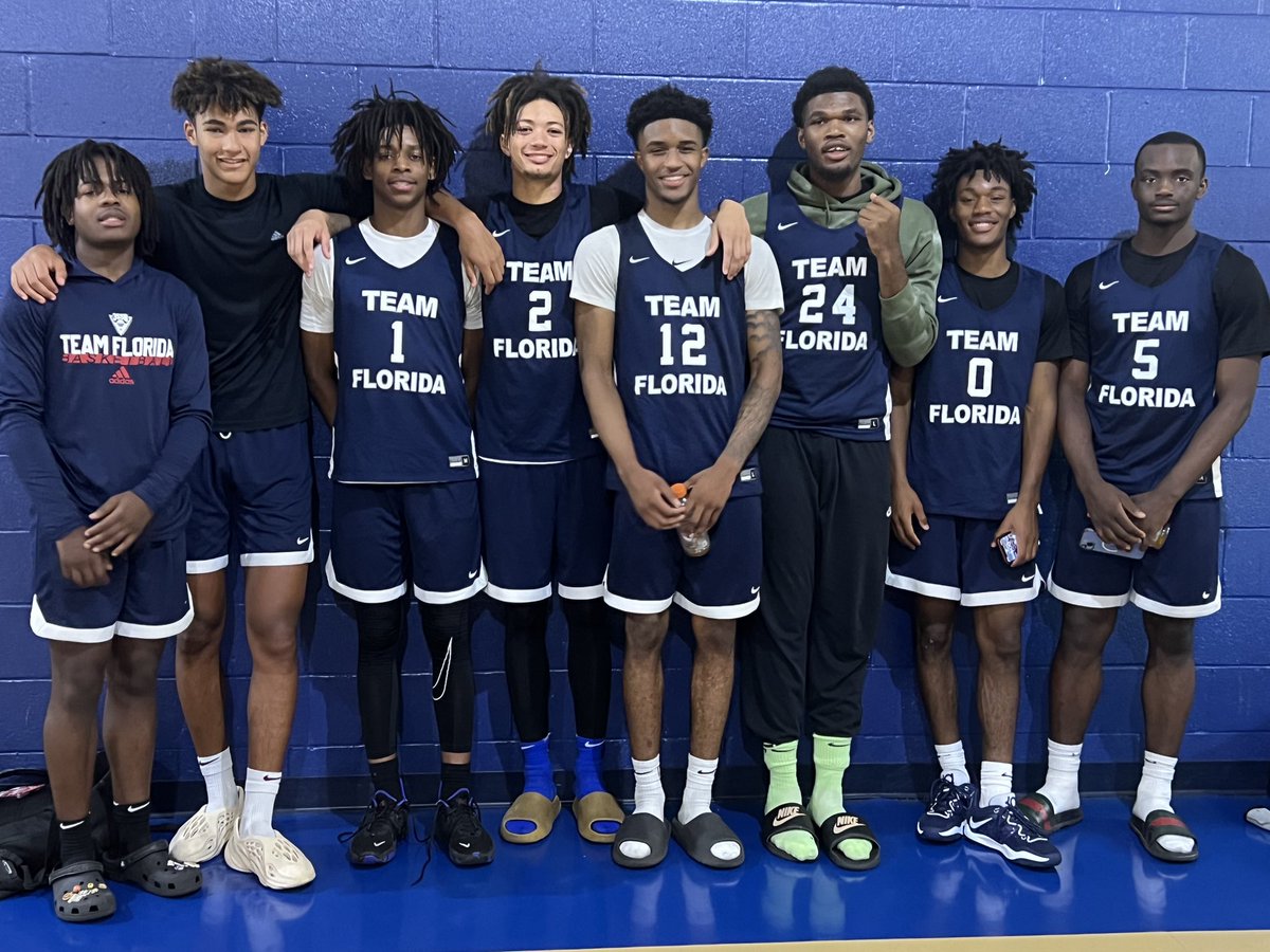 Nike Team Florida tweet media