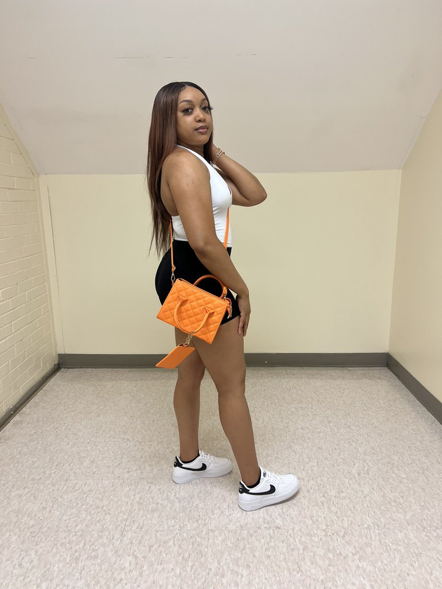 shalinbell's tweet image. #WhosWhoOfDU
-Shalin 🫶🏽
-DU25🤍
-Donaldsonville, La
-Biology (Pre-Med)🩺
-Favorite color is purple♐️
-Manager/Representative for DU-It sports🏆
-Welcome DU 27’💙