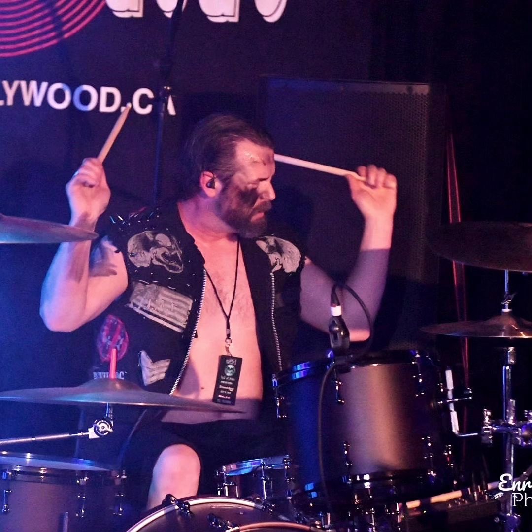 Deconstruct2021's tweet photo. Repost from @enriquesanchezphotography
•
Deconstruct performing two great sets at the Metal Hall of Fame at the Whisky A Go-Go  on 7.13.23

#thewhiskyagogo
#metalhalloffame
#deconstructmetal 
#bobbyreal 
#ashhades https://t.co/BizwBNJ5YT