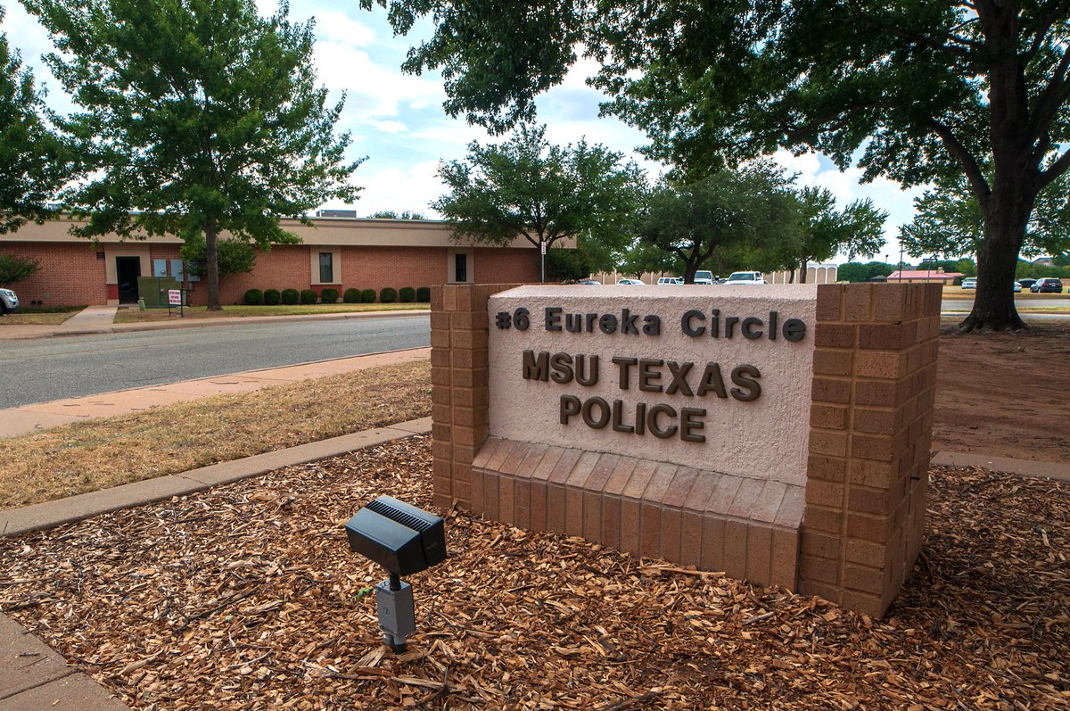 Tuesday Tip for Success: Don't get parking tickets! 
Register your vehicle with the MSU Texas Police Department in order to receive your campus parking sticker. 
msutexas.edu/police/parking/

 #MSUTexas #MSUTexasAdmissions #MSUTexasPolice