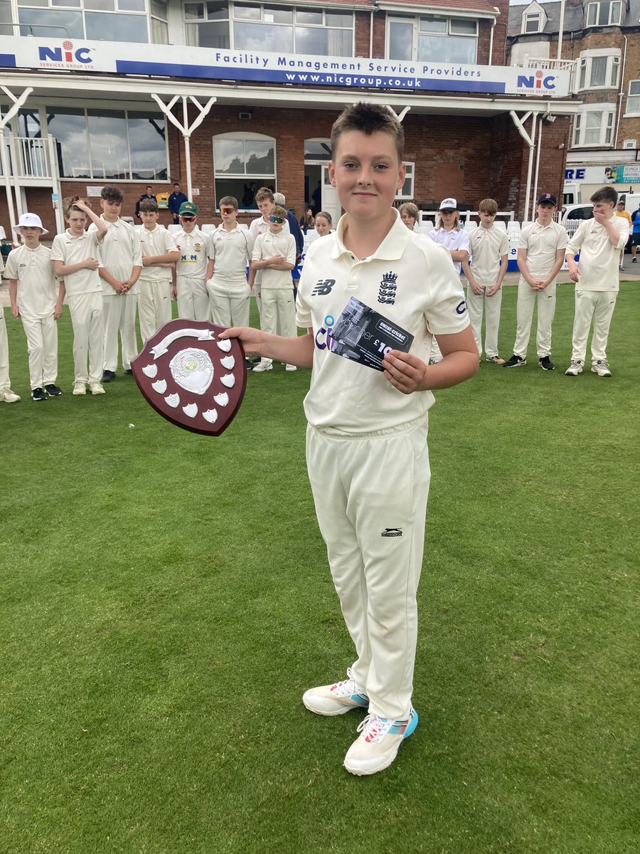 Mr Hopper tweet media