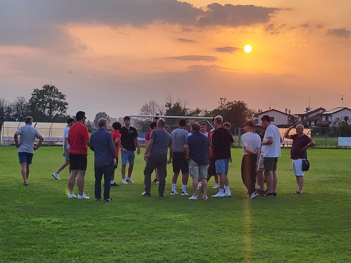 ColucciLc's tweet photo. @settalese @LucaColucci1 @Arizonajenatv @YouTube @comunesettala @jenapiton @mar_co_lucci @tuttocampo Presentazione #settalese #promozione #Lombardia #2023/#2024 !!!

Ci vediamo Sabato 19 Agosto 2023 per questa nuova pagina da scrivere insieme!!! https://t.co/ki5wvV9Y7i