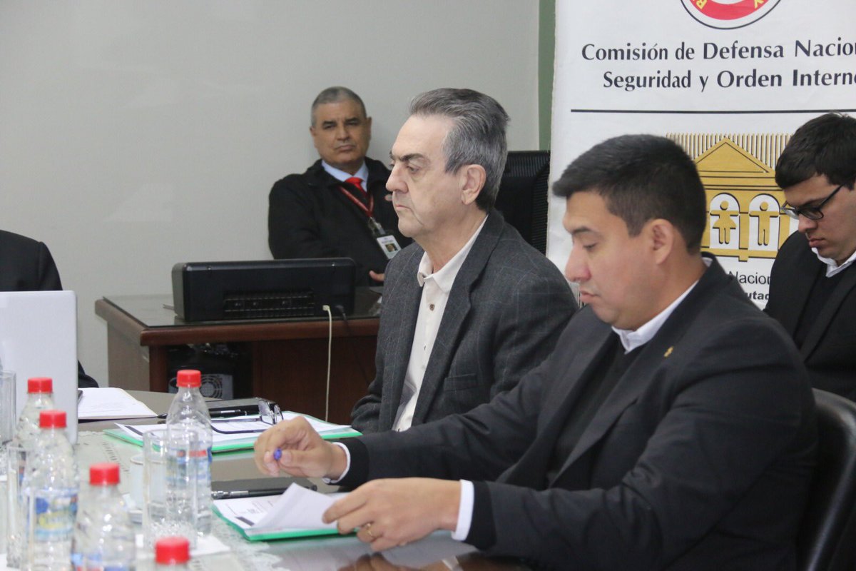ComDefensaHCD's tweet image. 𝗖𝗼𝗻𝗳𝗼𝗿𝗺𝗮𝗰𝗶𝗼́𝗻 𝗱𝗲 𝗺𝗲𝘀𝗮 𝗱𝗶𝗿𝗲𝗰𝘁𝗶𝘃𝗮 𝗣𝗲𝗿𝗶𝗼𝗱𝗼 𝟮𝟬𝟮𝟯-𝟮𝟬𝟮𝟰
Comisión Defensa Nacional, Seguridad, Inteligencia y Orden Interno de @DiputadosPy

➡️ Presidente: Dip. Pedro Ortiz.
➡️ Vicepresidente: Dip. Diego Candia.
➡️ Secretario: Dip. @YAMILESGAIB.