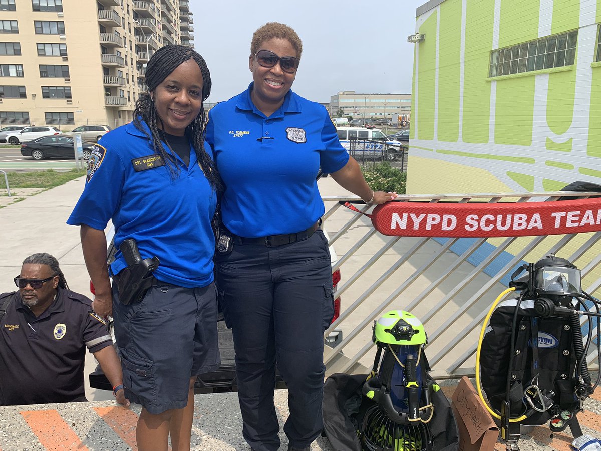 Thanks to our Explorers, SYEP workers and all Precinct’s who attended today water safety presentation. #beachdayfun @NYPDCommAffairs @NYPDnews @mayorsCAU @NYCParks @PALNewYork