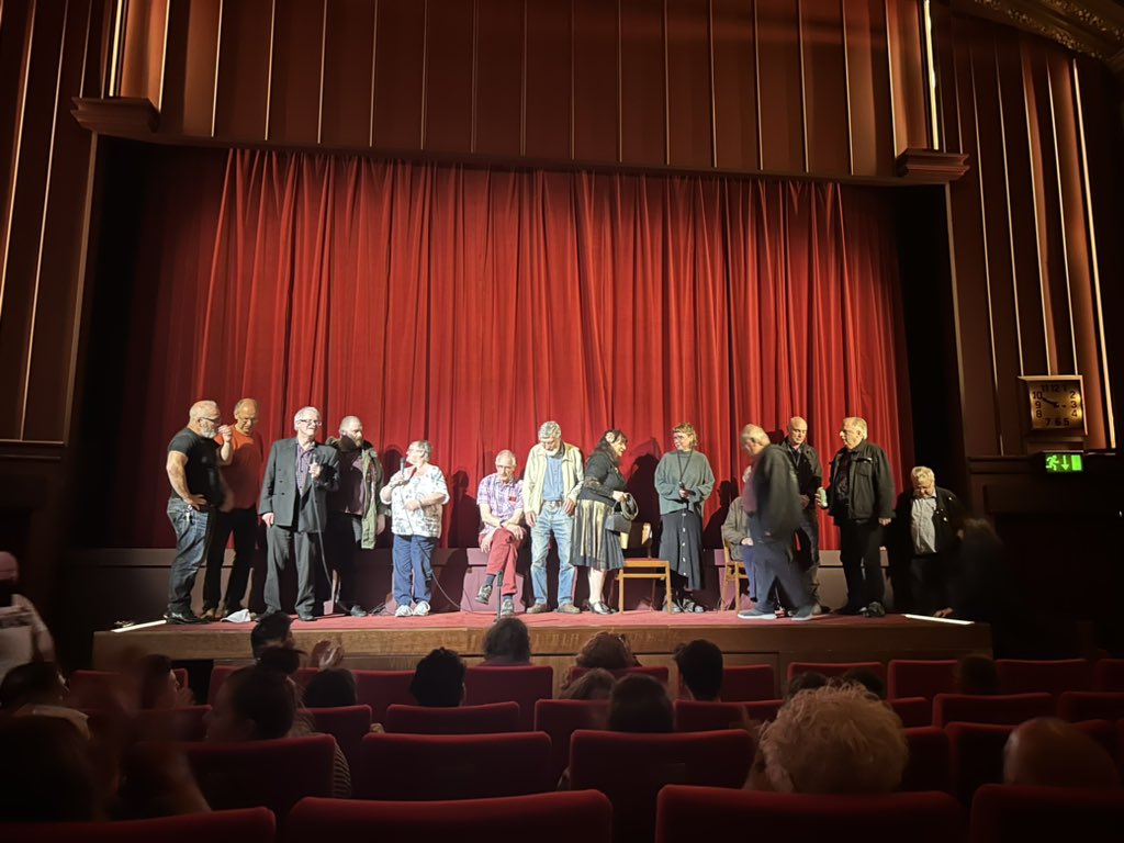 What a wonderful wonderful film @AmateursBunch and so joyful to see the filmmakers here in #Leeds esp Colin and Harry! We missed Phil. Really wish @mcallisterfilms had been with us!