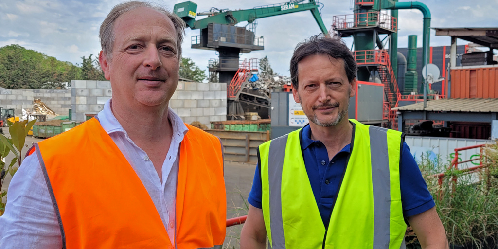 [#Valdoise] Accueilli chez Sorevo Environnement à #Bessancourt pour un tournage vidéo. Merci à Éric de l'Étoille, son PDG, pour la mise à disposition des installations. Belle démonstration d'une filière du #recyclage qui investit dans les process. <a href="/Bessancourt95/">Ville de Bessancourt</a> @_FEDEREC_