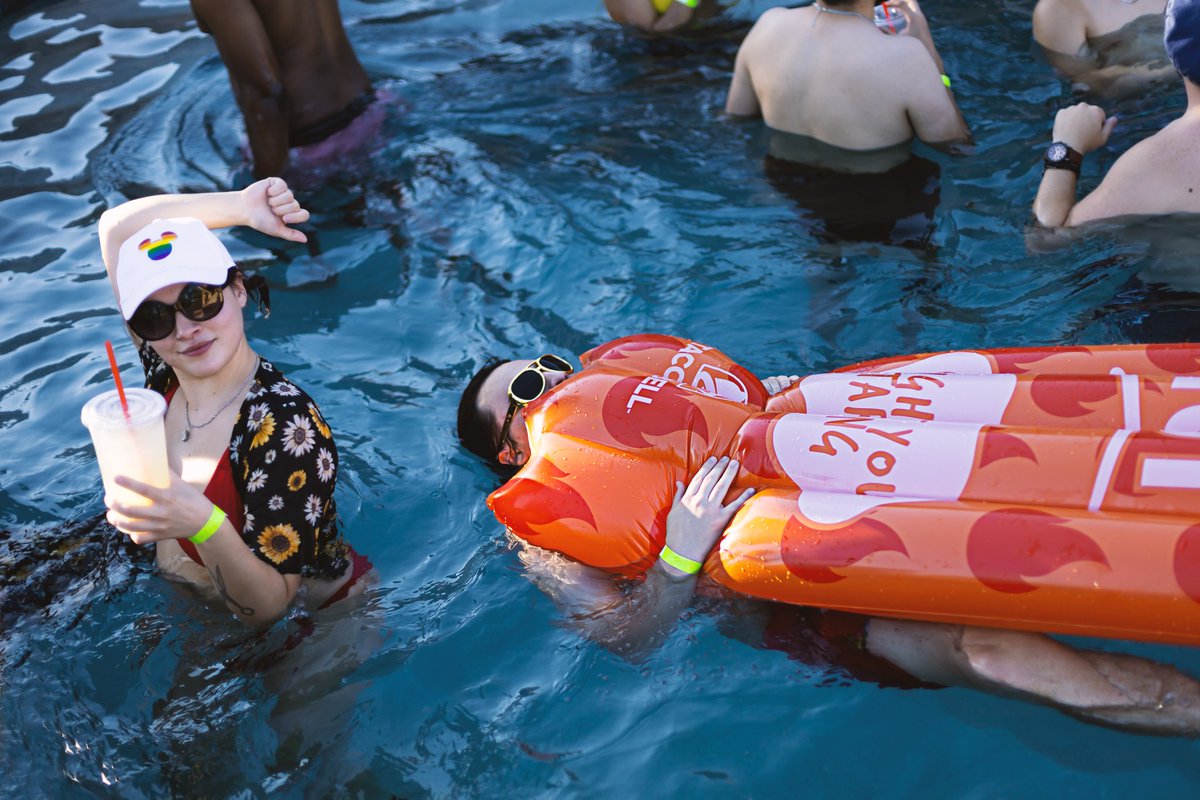 Hand Squeezed 🍋 tweet media