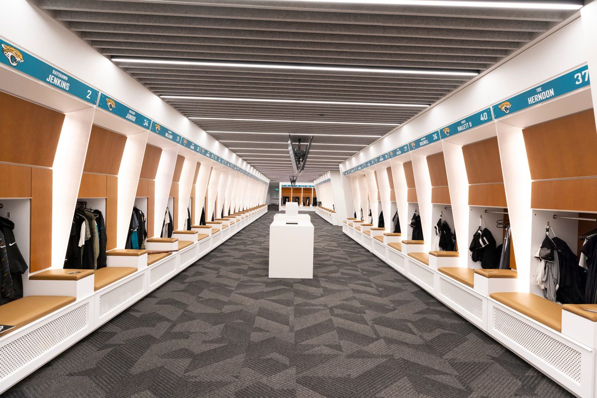 FOS's tweet photo. The Jaguars' new practice center is the first step in their long-term facilities vision.

On deck: "The Stadium of the Future"

@_DavidRumsey with more » https://t.co/dgltBZpw9g https://t.co/A2aFQPGdnw