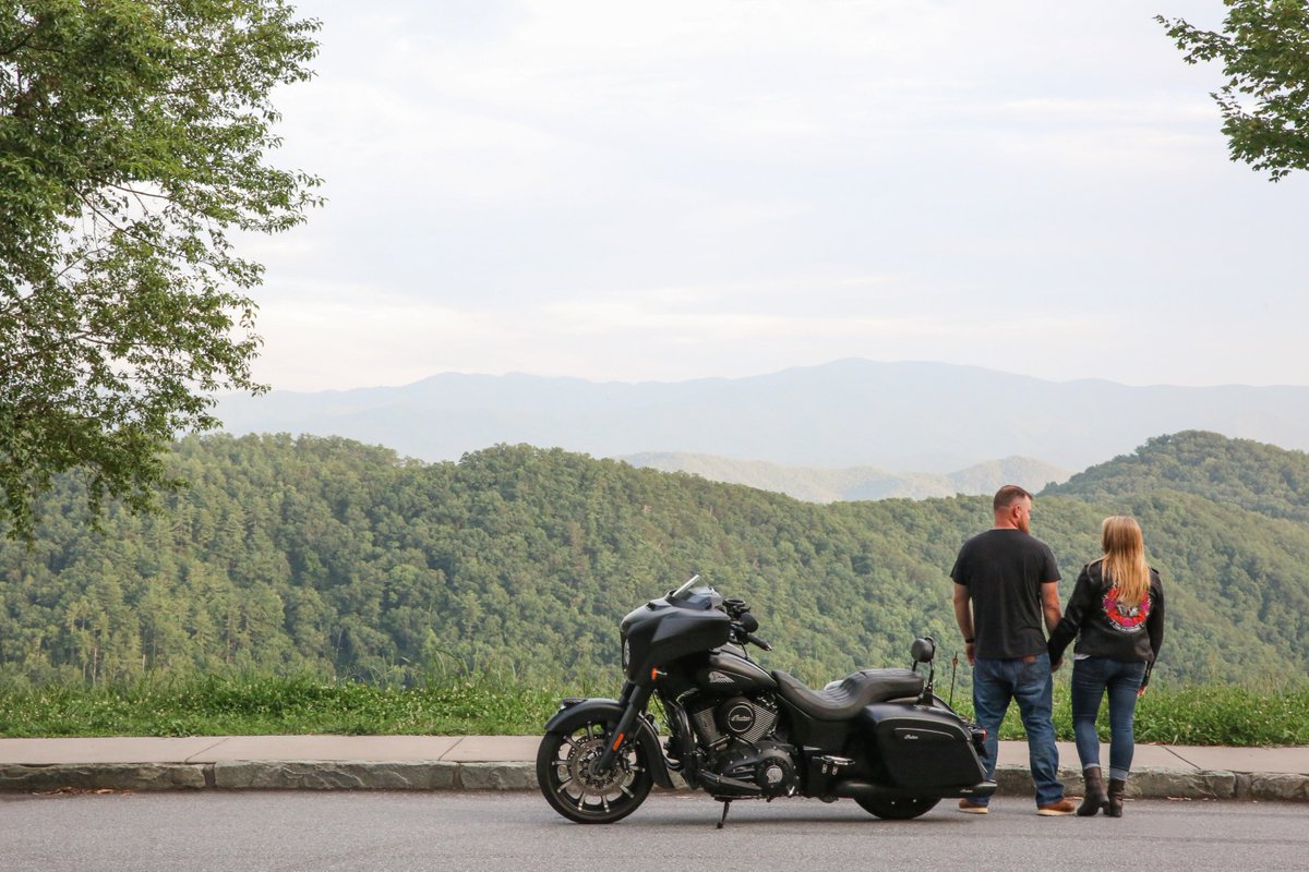 Laura &amp; Jim's engagement session along the Foothills Parkway in the Smoky Mountains National Park