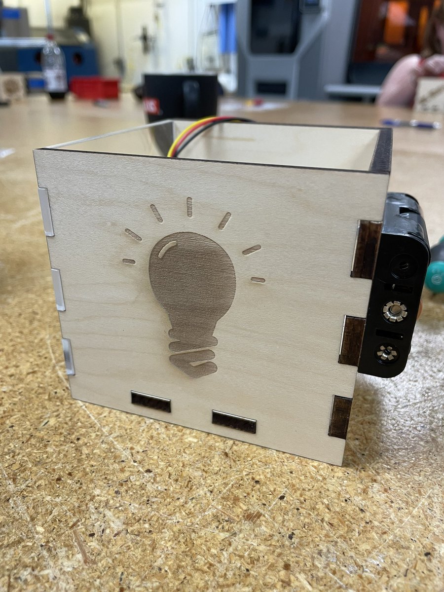 Toured a grown up version of <a href="/ConnMagnet/">Conn Magnet Elementary</a>’s Idea Factory makerspace at Plexus! Looking forward to sharing all the things I learned at today’s business immersion with my students @STEM_WCPSS <a href="/wakeedpa/">WakeEd PARTNERSHIP</a> #WakeEDSummerSTEM #CONNmUNITY