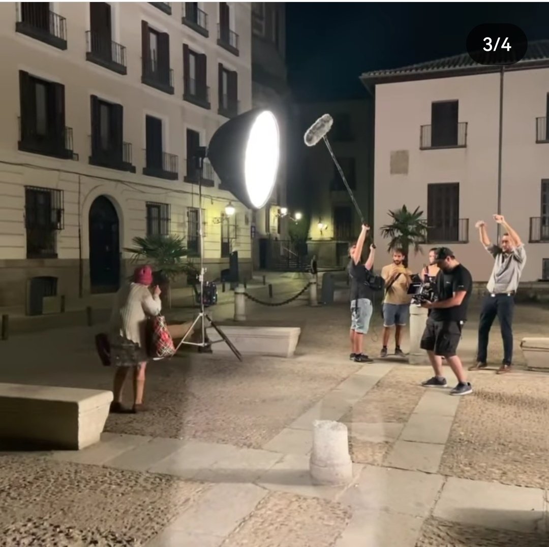 MartaMaloneActr's tweet photo. Rodando #AdiósMadrid bajo la dirección @DiegoCorsini junto @lucianocaceresok y a un maravilloso equipo @cineworldmedia @MadcoTV_ Agradecida por esta oportunidad #ActrizEnACCIÓN #actrizespañola #actreeslife #directoresdecasting #directoresdecine #ficción #productorasaudiovisuales https://t.co/mRR3tavwIH
