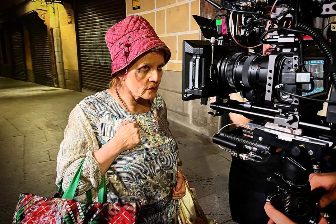MartaMaloneActr's tweet photo. Rodando #AdiósMadrid bajo la dirección @DiegoCorsini junto @lucianocaceresok y a un maravilloso equipo @cineworldmedia @MadcoTV_ Agradecida por esta oportunidad #ActrizEnACCIÓN #actrizespañola #actreeslife #directoresdecasting #directoresdecine #ficción #productorasaudiovisuales https://t.co/mRR3tavwIH