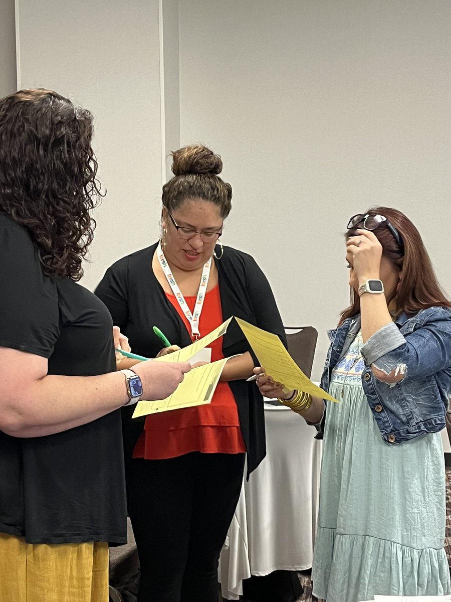 Amazing participation from this group <a href="/R13Coaches/">Region13Coaches</a> ICC #ICCTX! Coach into the use of strong tier 1 strategies to increase effectiveness and engagement. Thank you <a href="/letsquitteachin/">Jason Kennedy | Stop Teaching & Design Learning!</a> for the “Designing Learning” vs traditional teaching resources you shared! It inspired my session!