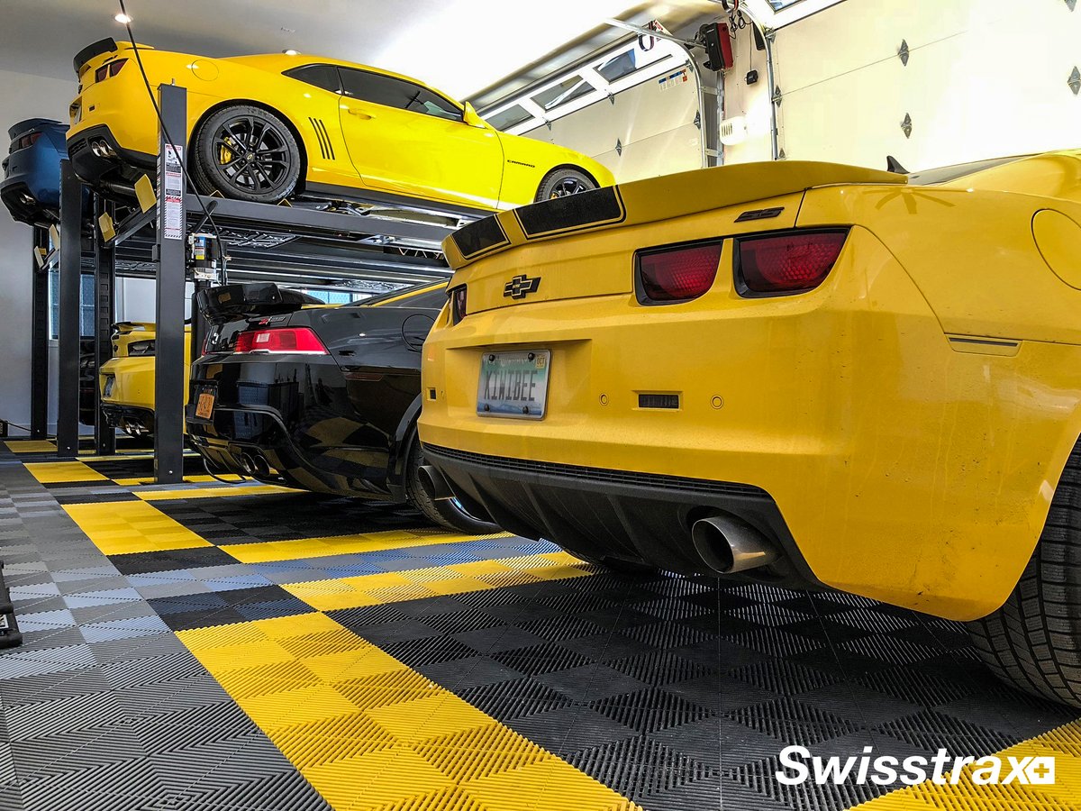 Who wouldn't want to match their floor to their car? With a wide selection of colors to choose from the possibilities are endless. 

To view the Ribtrax Pro, click this link:bit.ly/31Av5nS 

 #garage #garagefloor #modularflooring #corvette #camero #garagelife