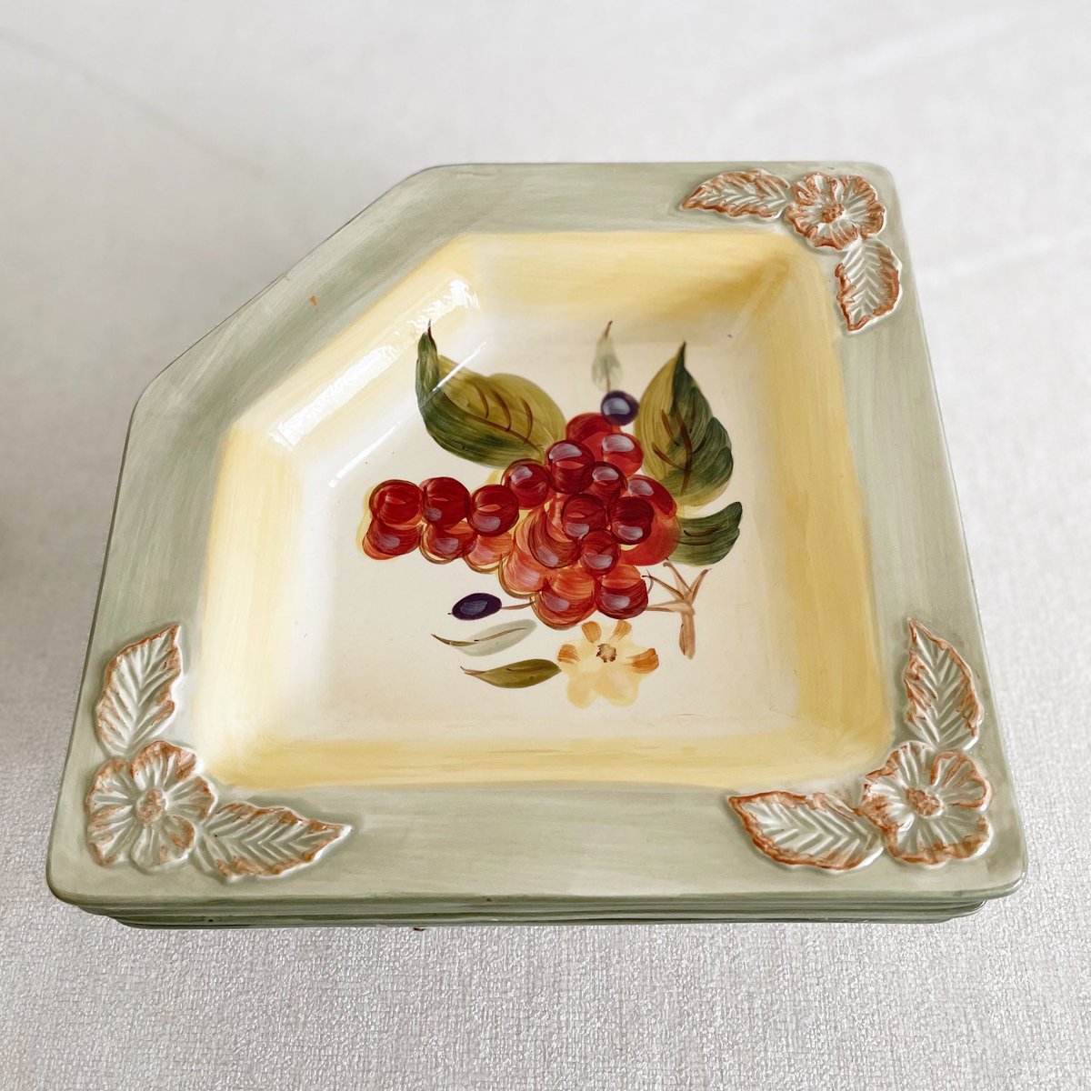TheVaArtisans's tweet image. etsy.com/listing/152608… #servingplates #italianstyle
