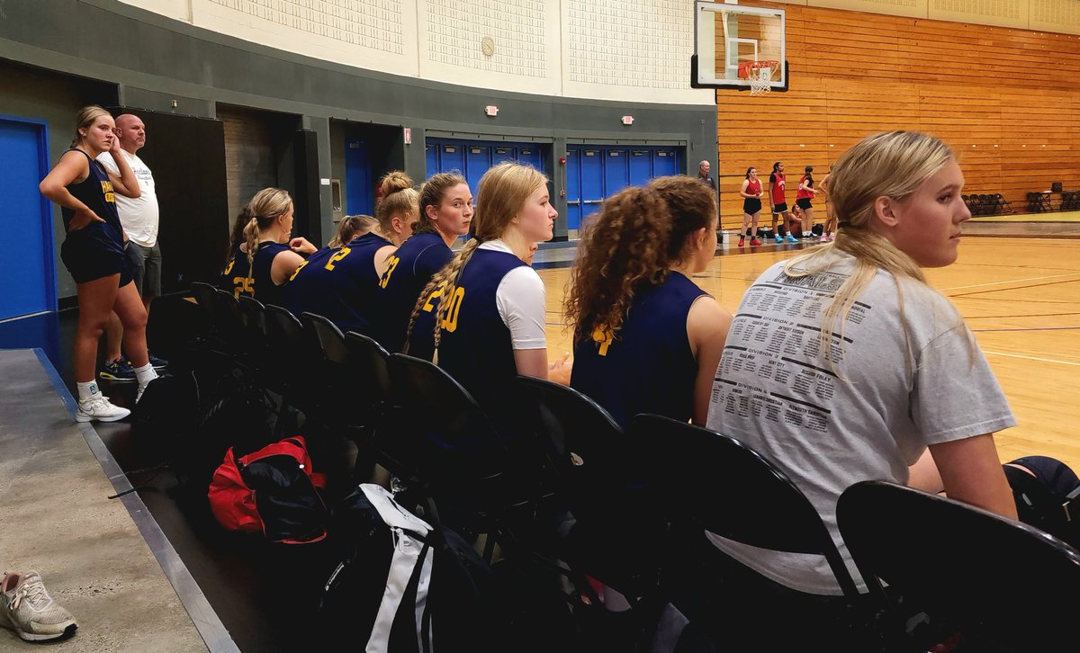 Hartland Girls Basketball tweet media