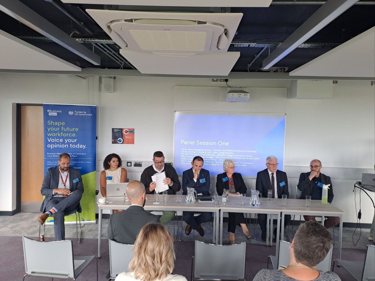 cjk100's tweet photo. Delighted to join expert panel to discuss skills ⁦@bw_businesswest⁩ event ahead of launch of regional Local Skills Improvement Plan with ⁦@SwlepC⁩ ⁦@GWPartnership⁩ ⁦@WiltsColl⁩ ⁦@SW_IoT⁩ ⁦@NewCollSwindon⁩ working with local businesses https://t.co/aAye2xV4BV